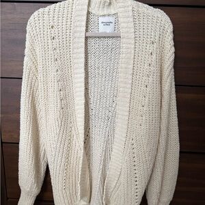 Abercrombie & Fitch Off-White Knit Sweater